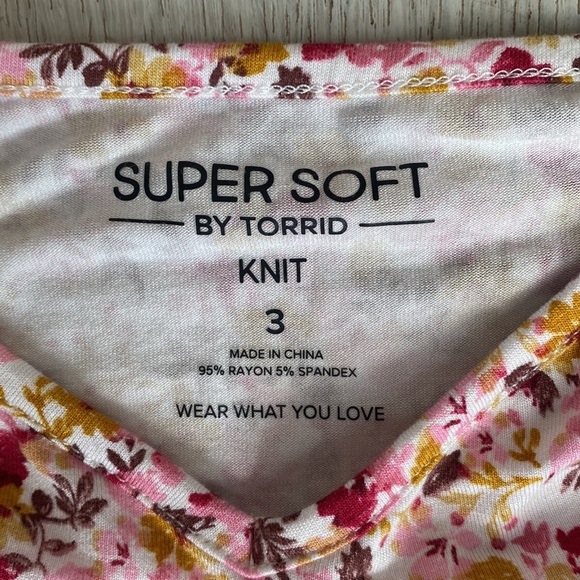 Torrid Super Soft Smocked Shoulder Flutter Sleeve Top - Picture 8 of 10